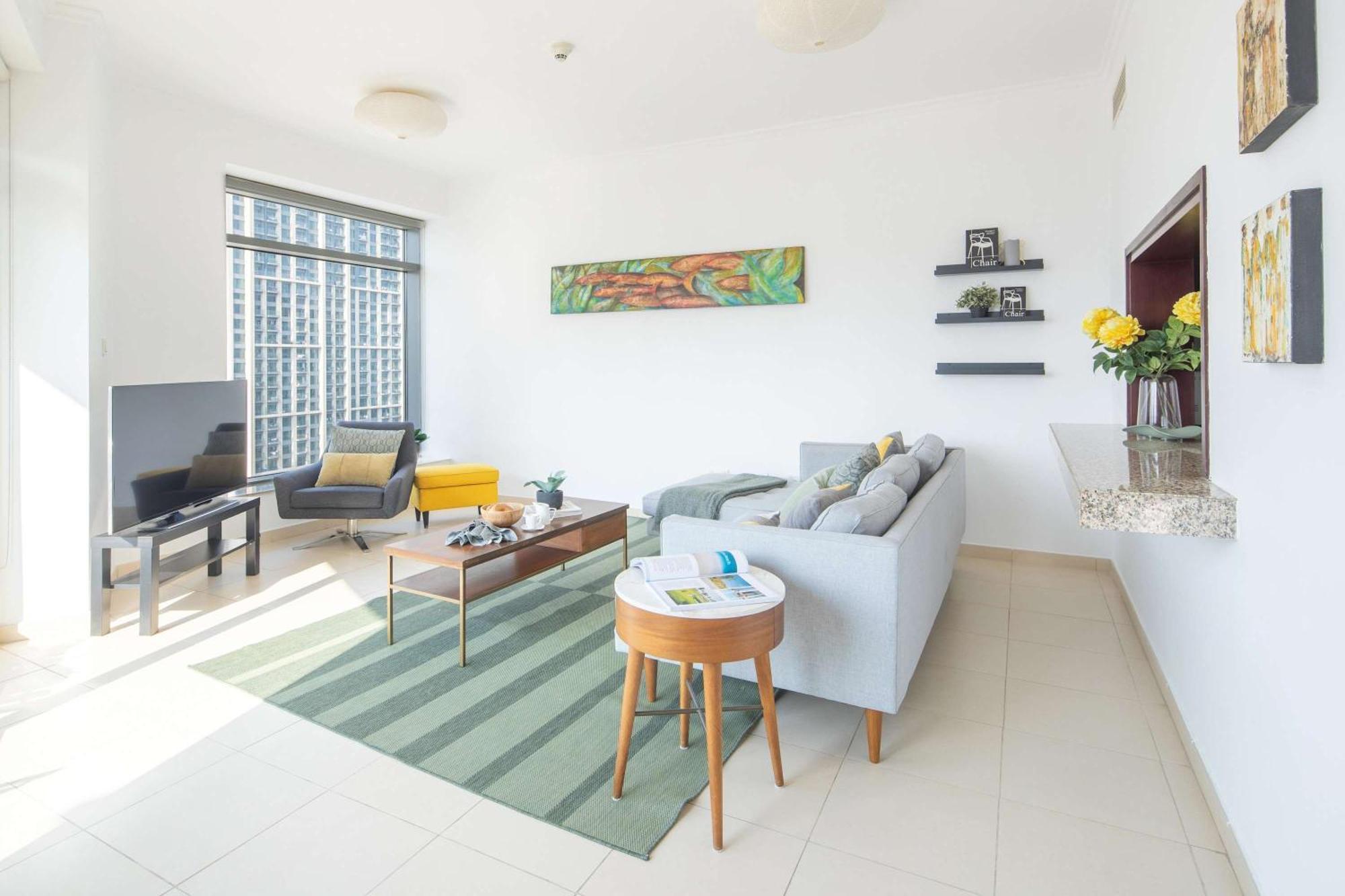Apartment Frank Porter - Burj Views Tower A